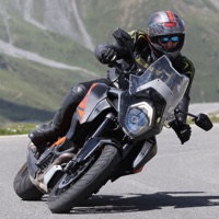 Edoardo à moto sur le Stelvio